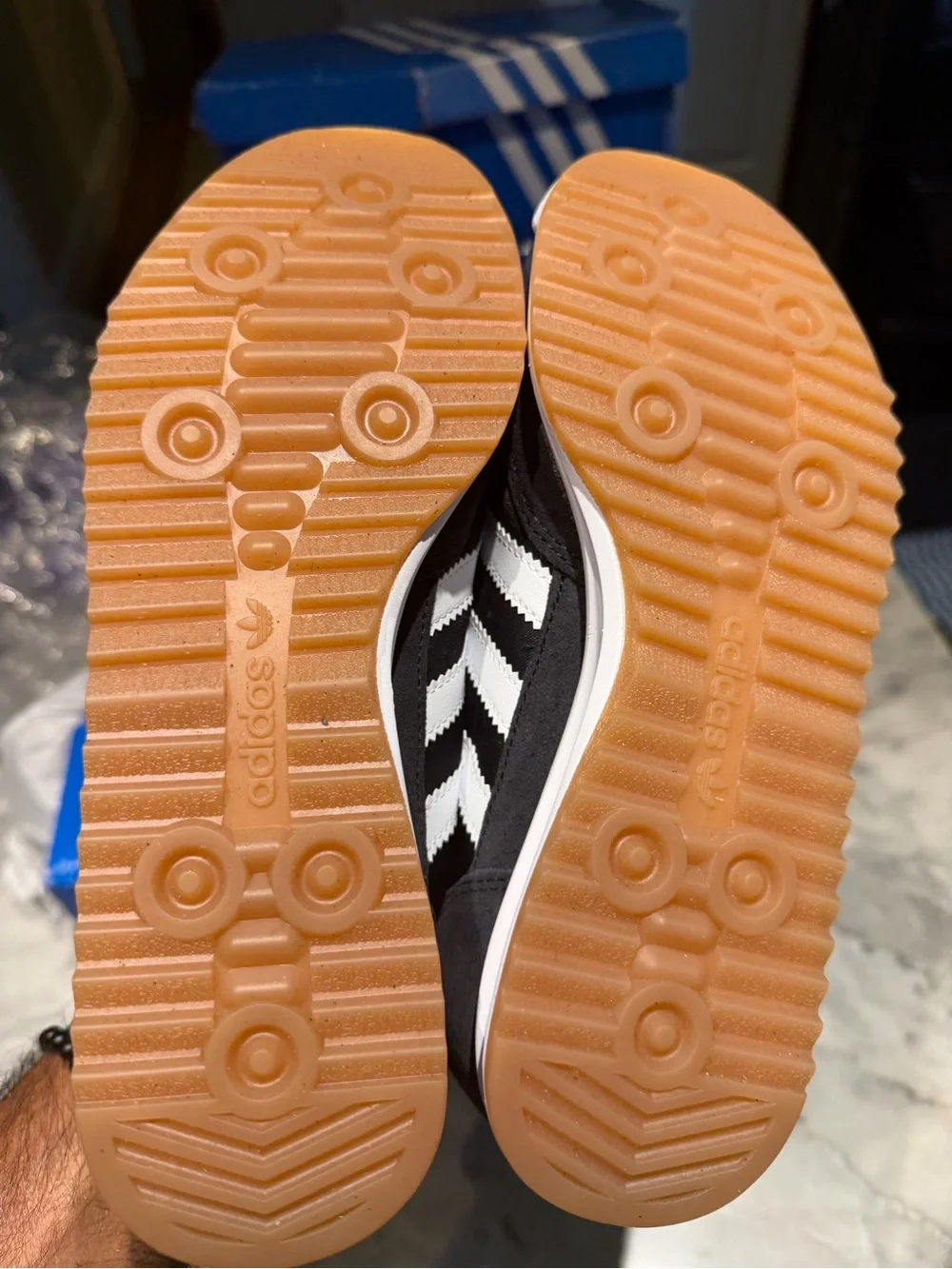 adidas youth sneakers
